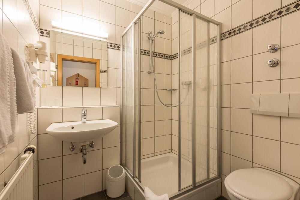 Residenz - Businesshotel Bensheim Bagian luar foto