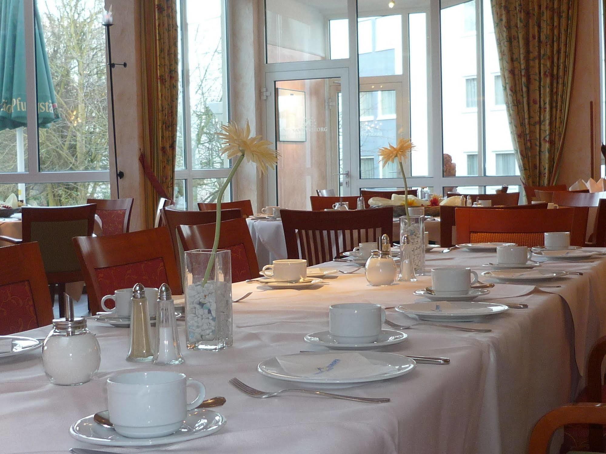 Residenz - Businesshotel Bensheim Bagian luar foto